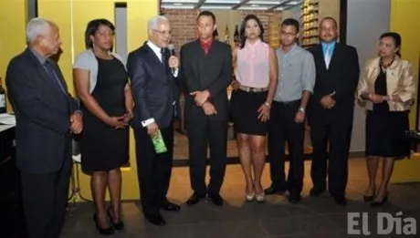 http://eldia.com.do/image/article/150/460×390/0/6BB805FC-914D-4563-A100-CB0D03BB169E.jpeg