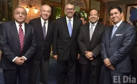 http://eldia.com.do/image/article/148/460×390/0/AE4D129A-1A11-4087-A2E4-32B33A870794.jpeg