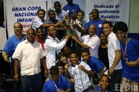 http://eldia.com.do/image/article/147/460×390/0/AEC9B7B9-ECD6-4AB1-B85F-253D71468700.jpeg