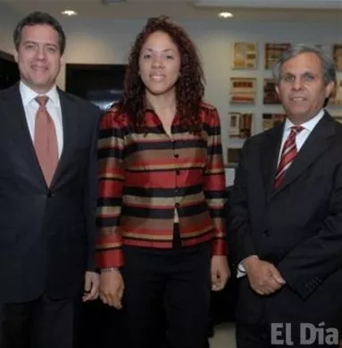 http://eldia.com.do/image/article/149/460×390/0/E62C4CDA-983C-44D9-8529-89E8EB8BA30B.jpeg