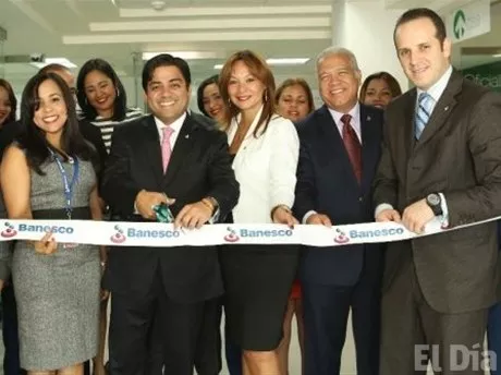 http://eldia.com.do/image/article/150/460×390/0/396EF4B1-0D25-4D7F-8717-52136C445BCA.jpeg