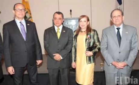 http://eldia.com.do/image/article/156/460×390/0/B375B426-2EC2-4D6F-BDF6-25740C998E85.jpeg