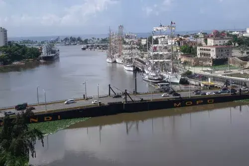 Puente flotante será cerrado por una hora este miércoles