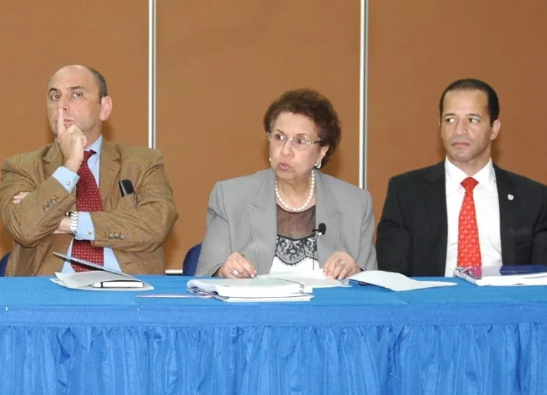 10_Nacionales_02_02,p01
