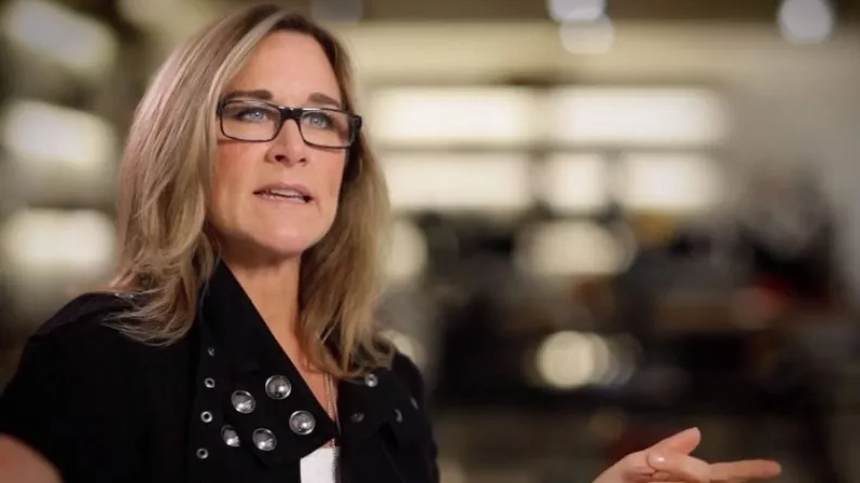 Angela Ahrendts