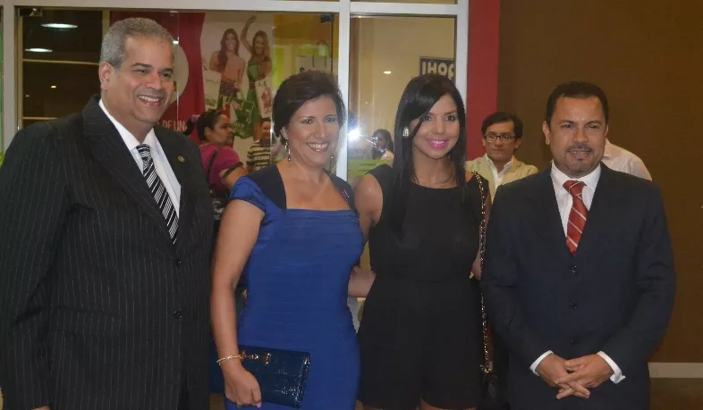 Pedro Vargas, Margarita Cedeño de Fernández, Inés Páez y Raymundo Morales.