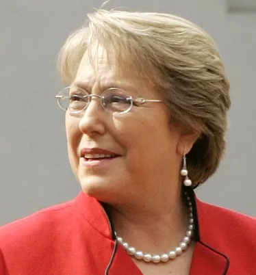 Bachelet ofrece apoyo para solucionar crisis en Venezuela