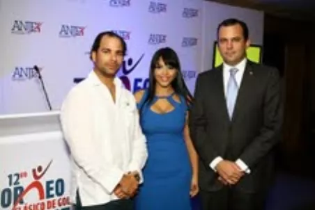 Frank Elías Rainieri, Patricia Bobea y Eugene Rault Grullón Simonetlli