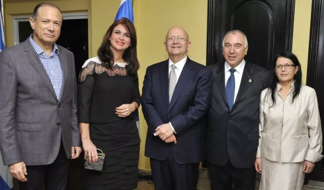 José Antonio Rodríguez, Mónika Despradel, Carlos Morales Troncoso,  Bahij Manssur y  Nora Manssur.