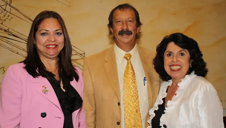 Sonia Colombo, Carlos y Norma Alonso.