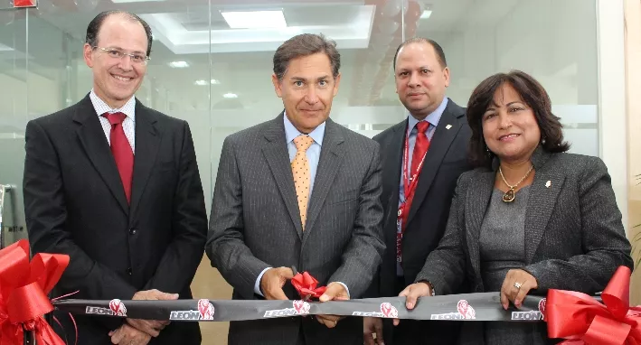 Carlos G. León, Fernando J. León, Marcos Vargas y Nury Marte.