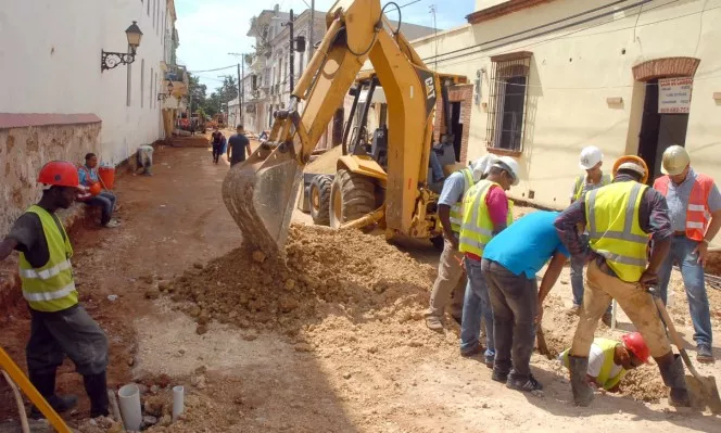 Tramos en construcion de la padre billini y damas