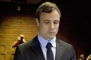 Fiscales apelan sentencia de Pistorius