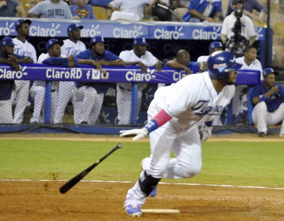 JUAN FRANCISCO HR /HOY/CARLOS ALONZO/22/10/2013
