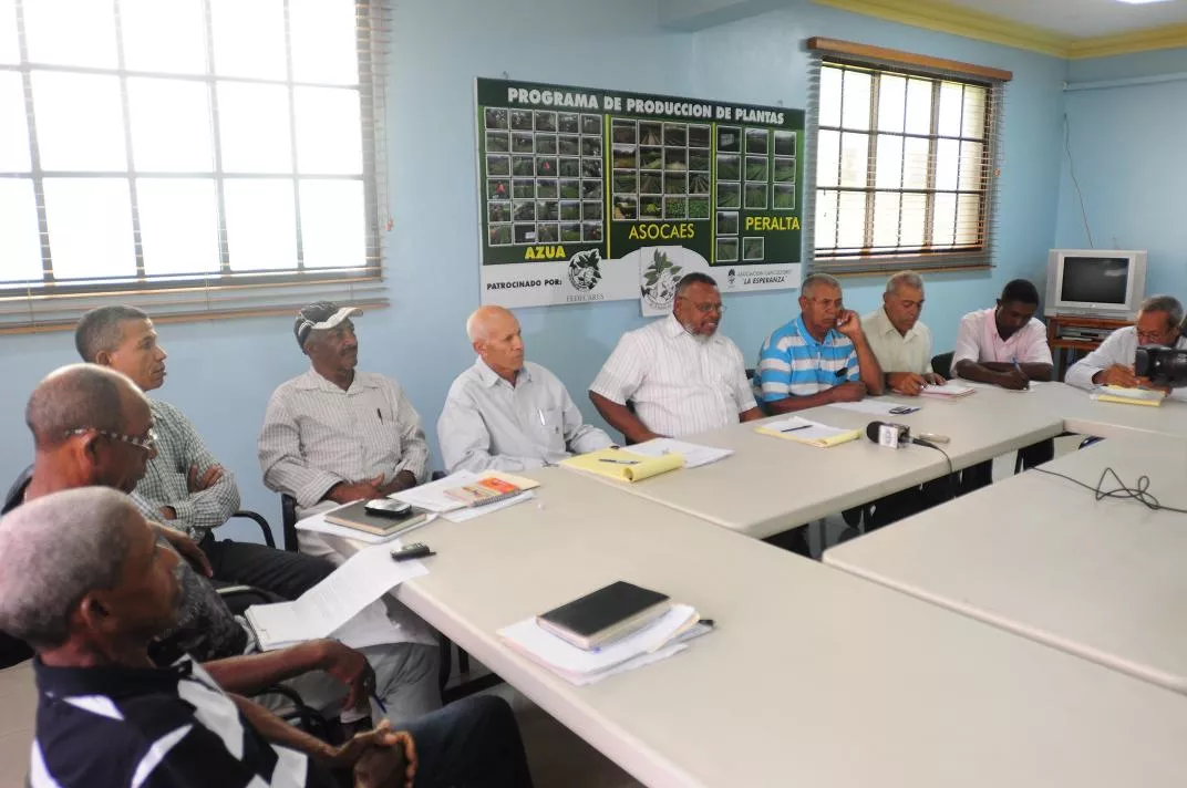 Directivos de la Federación de Caficultores de la Región Sur (Fedecares)