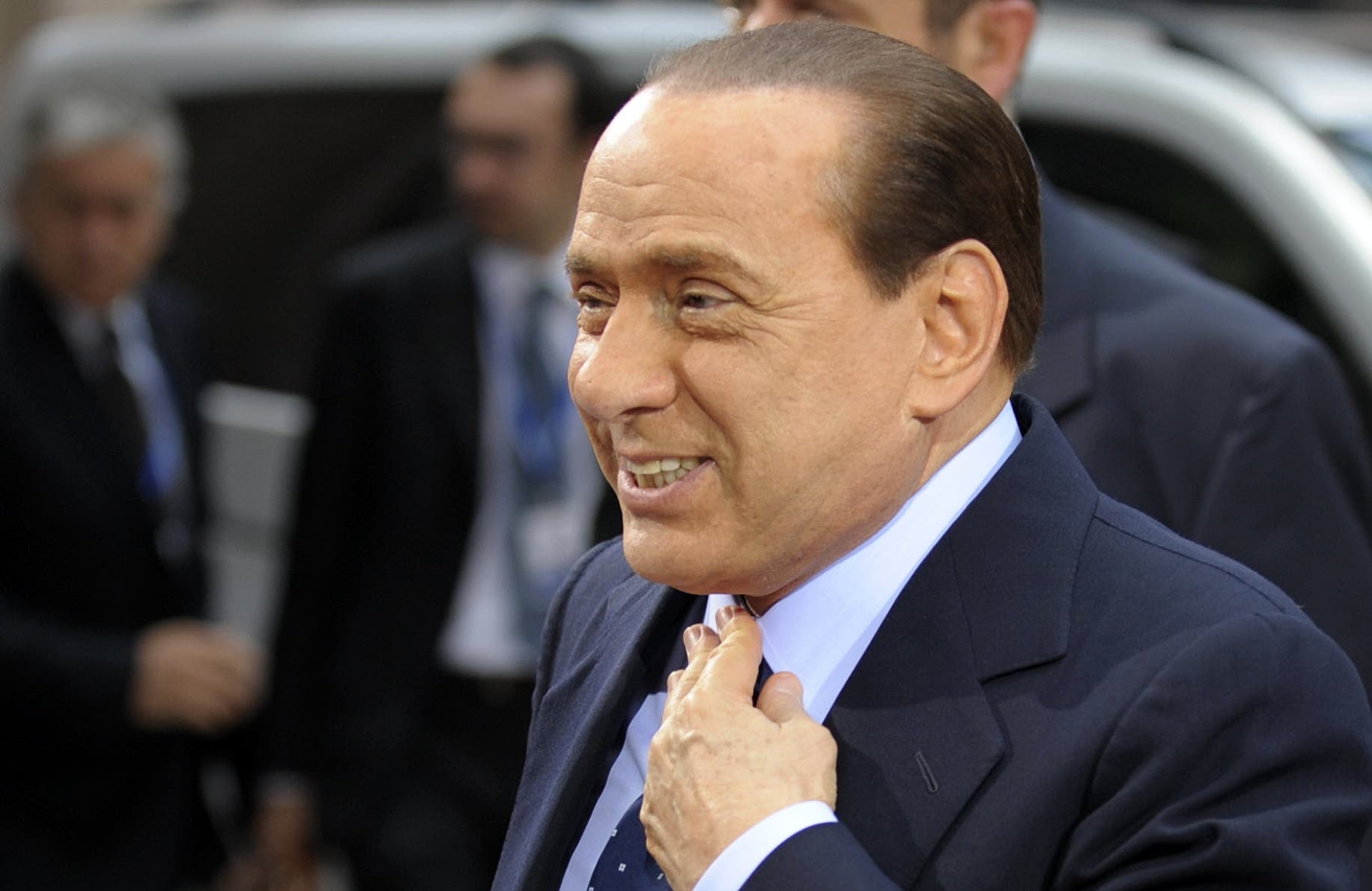 Berlusconi tenía “esclavas sexuales” en sus fiestas, según la fiscalía