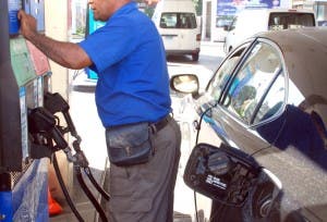 Bajan RD$2.30 a la gasolina y RD$3.40 al gasoil