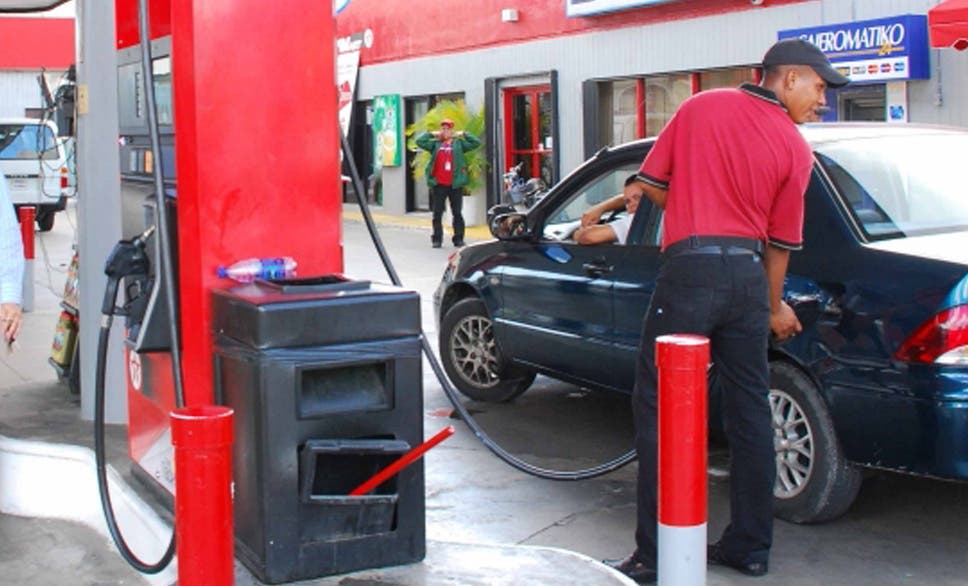 Suben otra vez los precios de las gasolinas; bajan el GLP