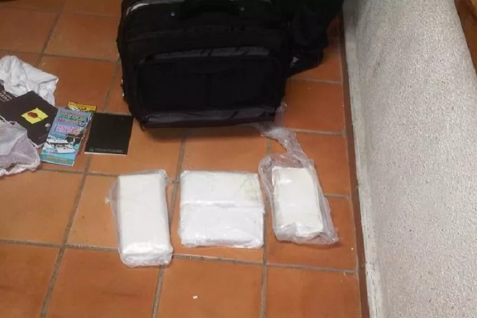 Apresan en Colombia a un polaco traería cocaína a RD