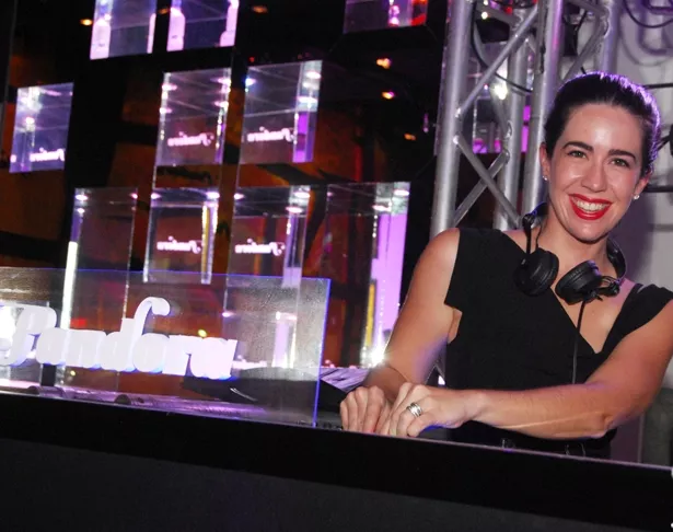 Dj Mariela