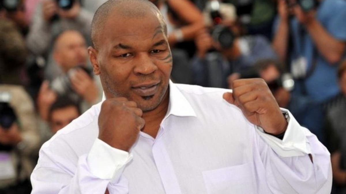 Mike Tyson regresa al boxeo tras 15 años para un especial televisado