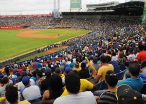 ‘Tablazo’ de  Marrero  da triunfo Licey sobre AC