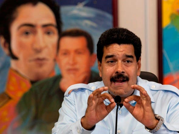 Maduro aprueba leyes para controlar precios productos y poner límite a las ganancias