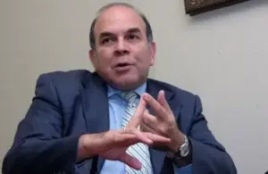 Pelegrín Castillo afirma el gobierno es más débil que la oposición y debilita al Estado