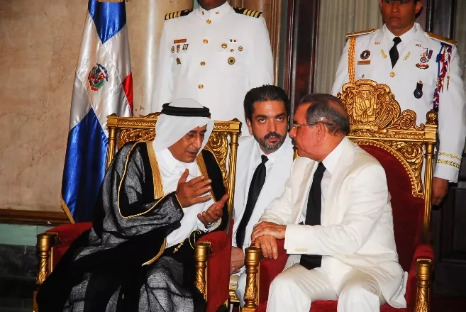 Embajador Khamis Al Sahouti,embajador del estado de Qatar