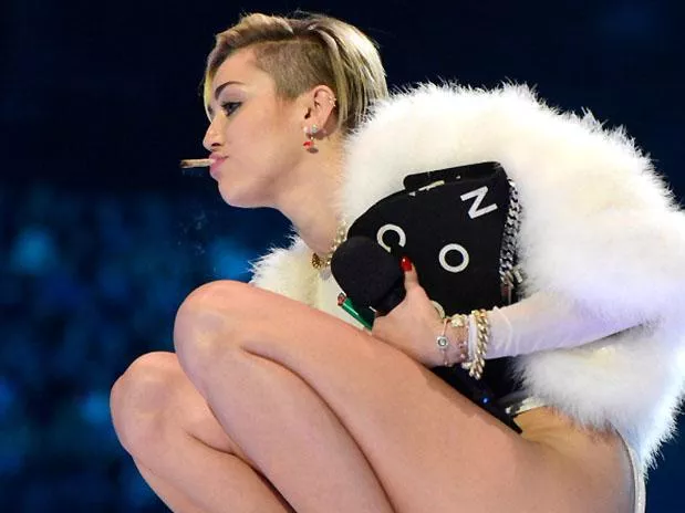 FJT considera prohibición concierto de Miley Cirus viola la Constitución