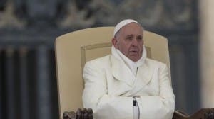 Papa Francisco reza por católicos perseguidos por su fe