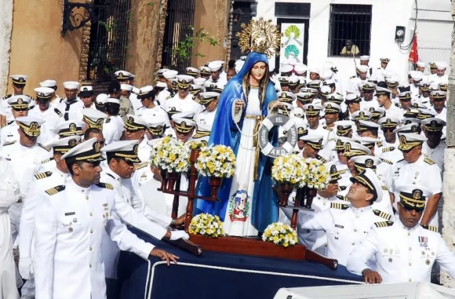 Procesion virgen del Amparo