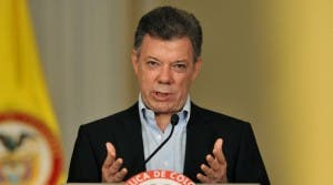 Presidente de Colombia pide a Venezuela colaboración en frontera y no su cierre