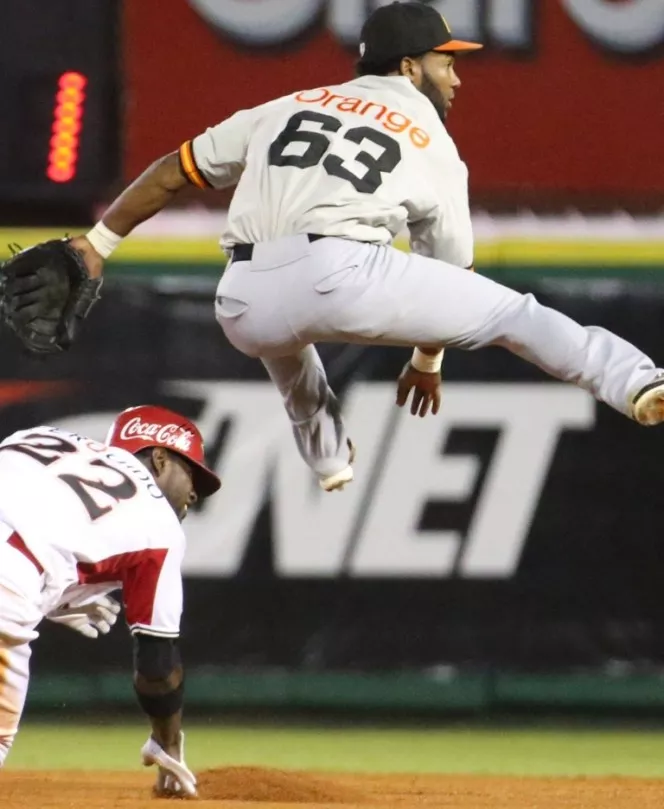 Torneo béisbol sigue hoy con ‘recia  lucha’