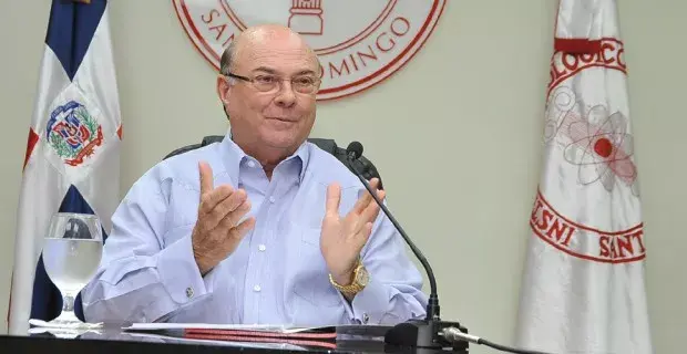 Hipólito Mejía se opone Congreso otorgue poderes especiales a Danilo