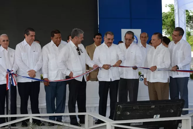 Medina inaugura carretera San Pedro-La Romana