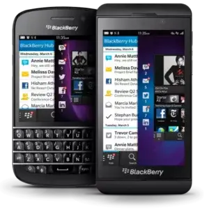 BlackBerry se debate entre dos servicios