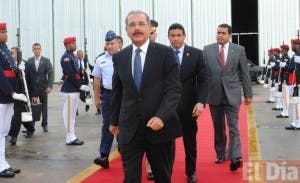 Presidente Medina viaja esta tarde a Panamá; participará en Cumbre del SICA