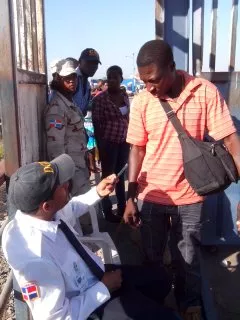 Ejército detiene entre 100 y 200 haitianos intentando cruzar la frontera  diariamente 