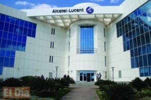 Alcatel negocia su filial del área   empresarial