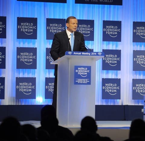 Los banqueros libran batalla económica en cumbre Davos