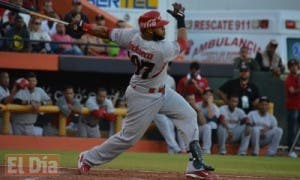 Leones ganan quinto partido en línea; superan a los Gigantes 4X2