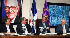 Inicia reunión Comité Político del PLD