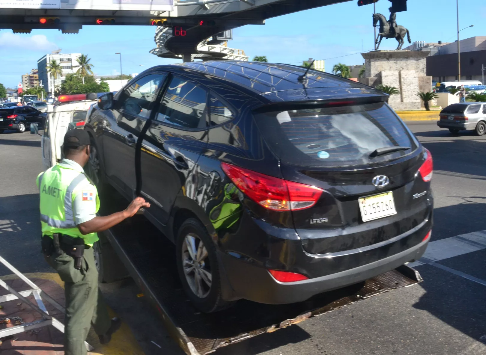 Advierte AMET viola la ley al incautar vehículos y cobrar multas de manera directa