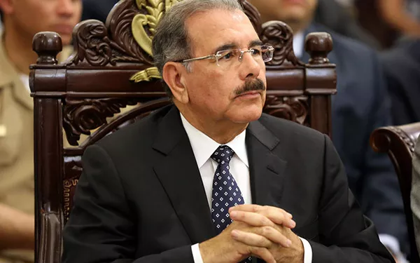 Presidente Medina expresa solidaridad a Nepal por tragedia terremoto