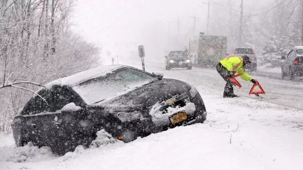 Gran tormenta de nieve y frío azota a Estados Unidos  