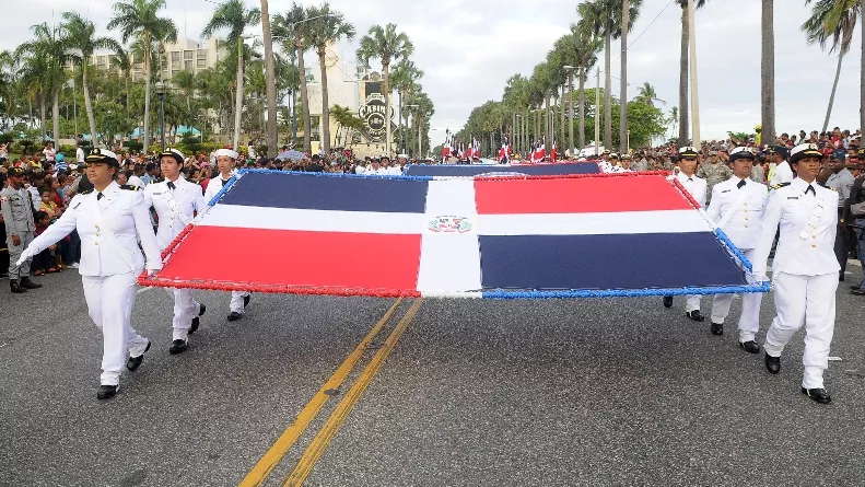 Desfile cierra los actos oficiales