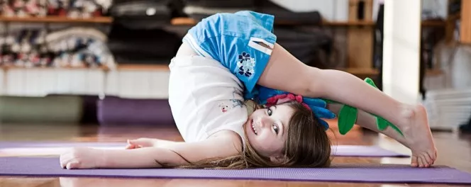 Yoga ayuda a formar el carácter en los niños