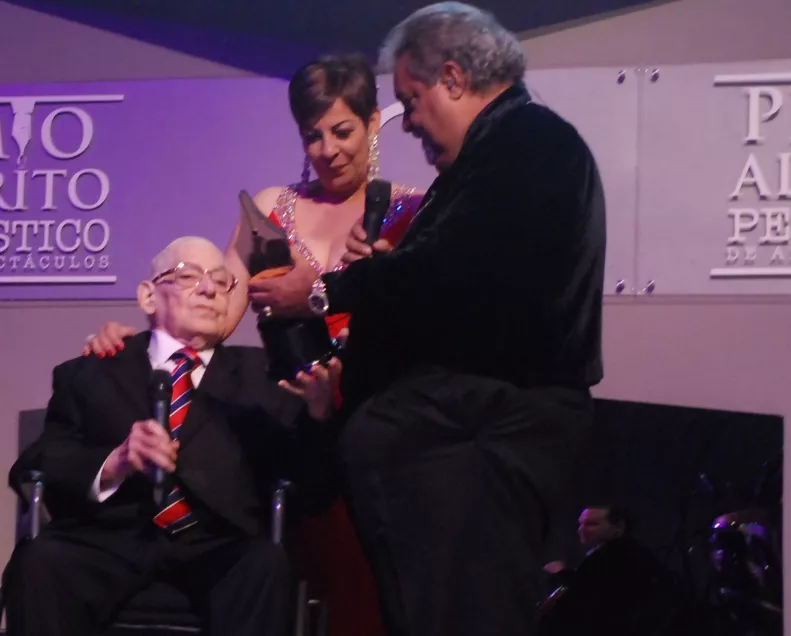 PREMIO AL MERITO PERIODISTICO.   NACIONAL 28-02-2013. JOSELITO PEÑA
