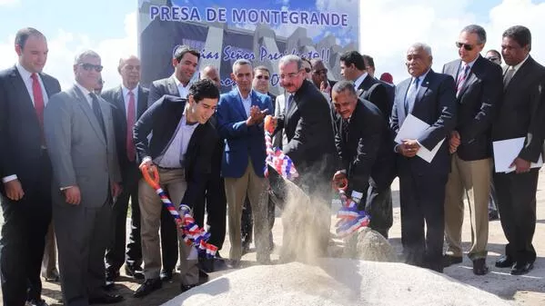 Presidente deja iniciados trabajos de construcción Presa Monte Grande